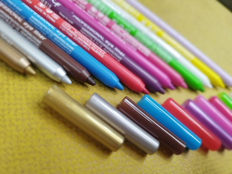 مداد آرایشی