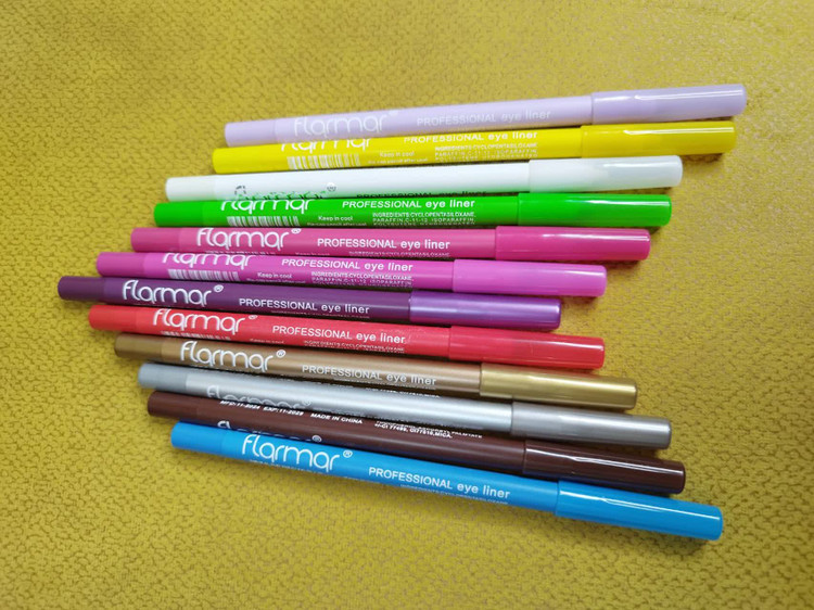 مداد آرایشی رنگی