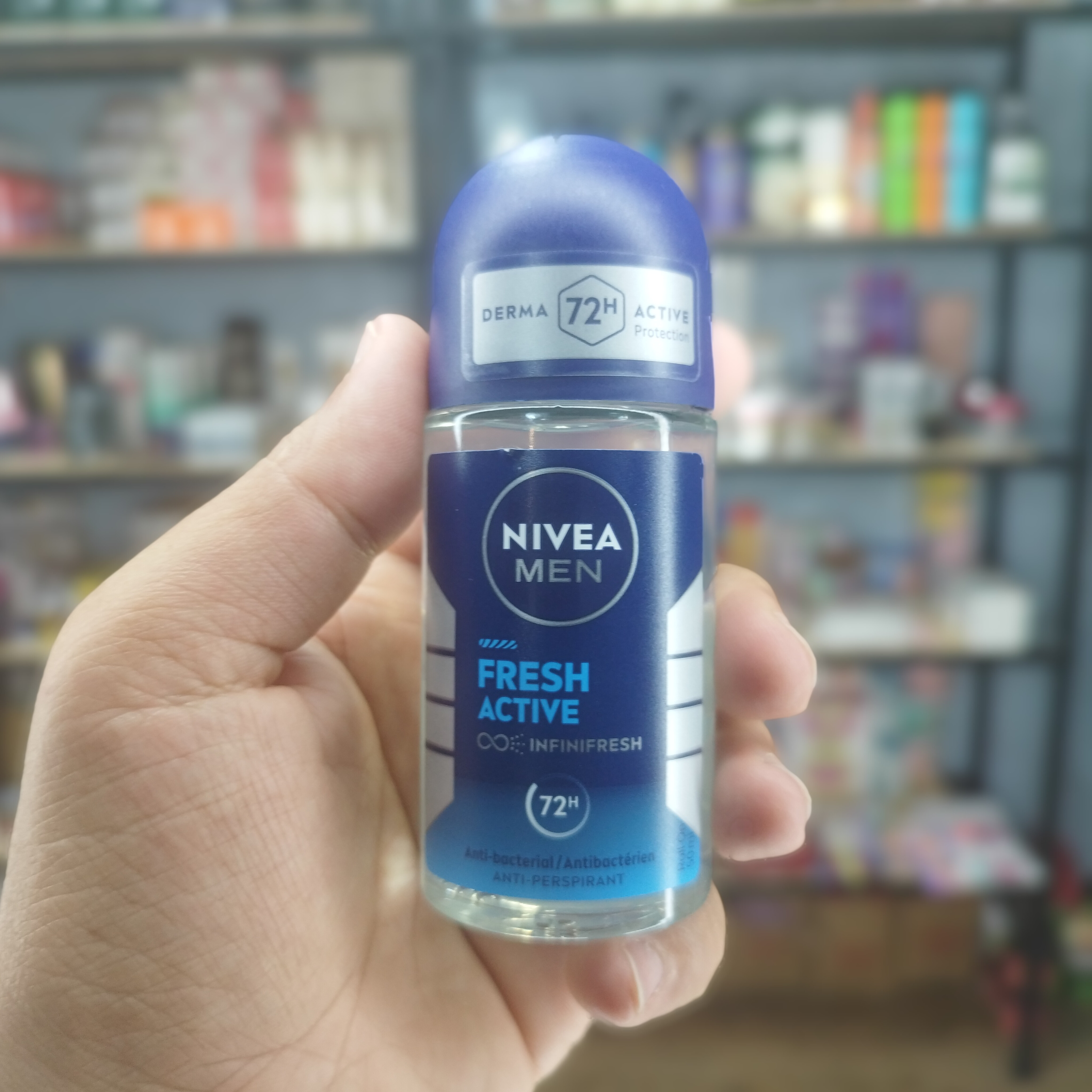 مام رول ضد تعریق مردانه مدل Fresh Active حجم 50 میلی لیتر 48 ساعته